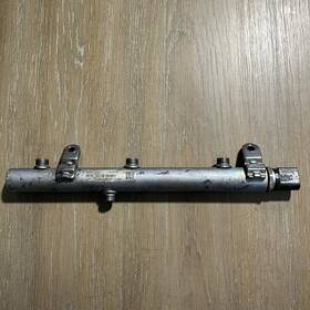 A6420703095 Mercedes-benz A6420703095/001 Commonrail Right Side Engine Sprinter 3.0v6 Diesel