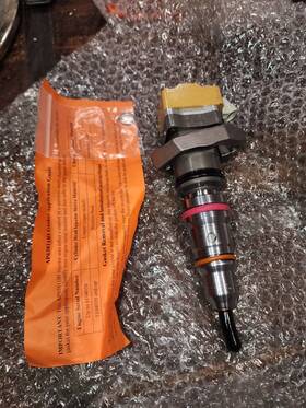 Navistar International 1830561c93 Remanufactured Set Of 6 Injectors Part # Dt466
