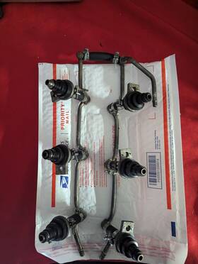 16149-05128576 Nissan 1984-1989 300zx Fuel Rail With Mercedes 450cc Injectors