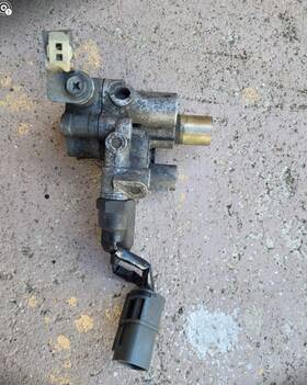1625102f02 Nissan 1984-89 300zx Fuel Injection Idle Air Control Valve Oem