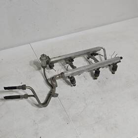 17096118 Oldsmobile 1992-1999 Cutlass 3.1l Fuel Injection Rail With Injectors Oem