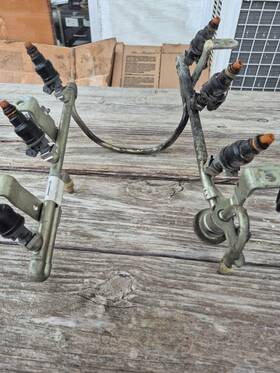 322-5221 Pontiac 1997 98 99 00 Grand Prix Fuel Injection Rail 3.8l