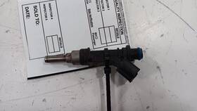 2320949205 Scion Fuel Injection Injector Fits 11-15 Iq