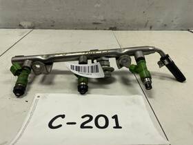 Subaru 322.su1m11 2011 Outback Front Left Driver Side Fuel Rail Injector Oem