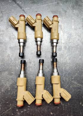 23250-75180 Toyota 23209-79215 Tacoma Fuel Injector Factory Denso Used Qty 6 2.7