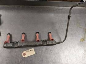 2325021091 Toyota Fuel Injectors Set With Rail From 2013 Prius C 1.5