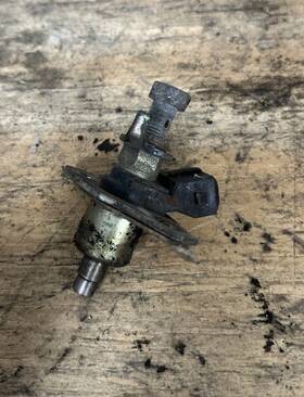 23260-35010 Toyota 84-88 4runner Truck Pickup Hilux 22re Cold Start Injector