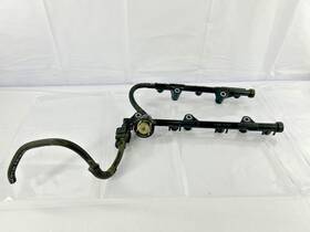 23807-31090 Toyota 2006-2011 Rav4 3.5l V6 Fuel Rail / Pressure Regulator Oem