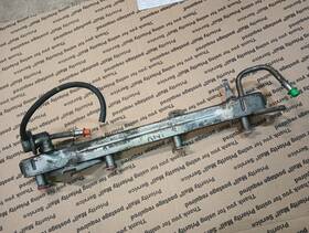 Toyota 23814-38030 07-11 Tundra 5.7l Fuel Rail With Pressure Regulator Lx570 Sequoia Land Cruis