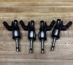 4 Ford P2GE9G929AA Fuel Injectors. Fixed Price $25.00.