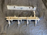 12-17 Ford Focus 2.0L N.a. Fuel Rail & Injectors CM5E9D280AH. Fixed Price $50.00.