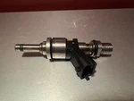 Porsche Cayenne 2008-10 Oem Fuel Injector; 4.8L Turbo. Fixed Price $55.00.