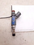 05-15 Toyota Tacoma 2.7L Fuel Injector. Fixed Price $54.99.