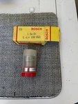 434 250 011 Bosch Fuel Injector. Fixed Price $125.00.