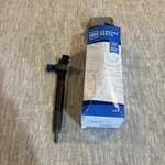 Genuine Parts Gm High Pressure Diesel Fuel Injector 12731731. Fixed Price $140.00.